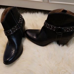 Black leather ankle boots. NWOT. Soft brand.